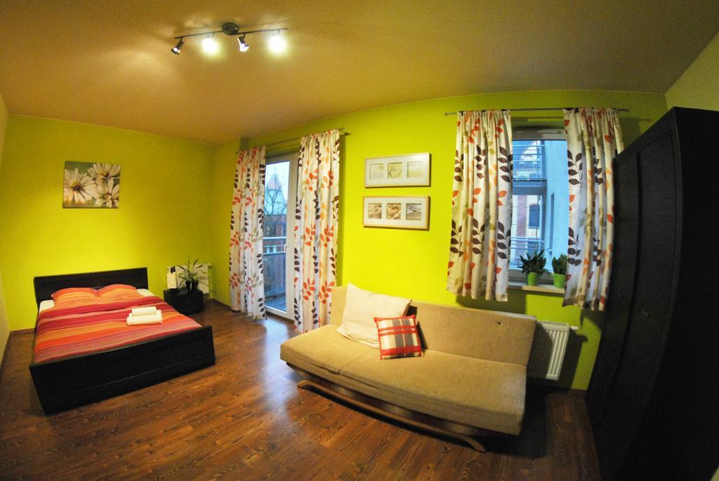 Royal Apartments - Apartamenty Inowroclawska Szoba fotó